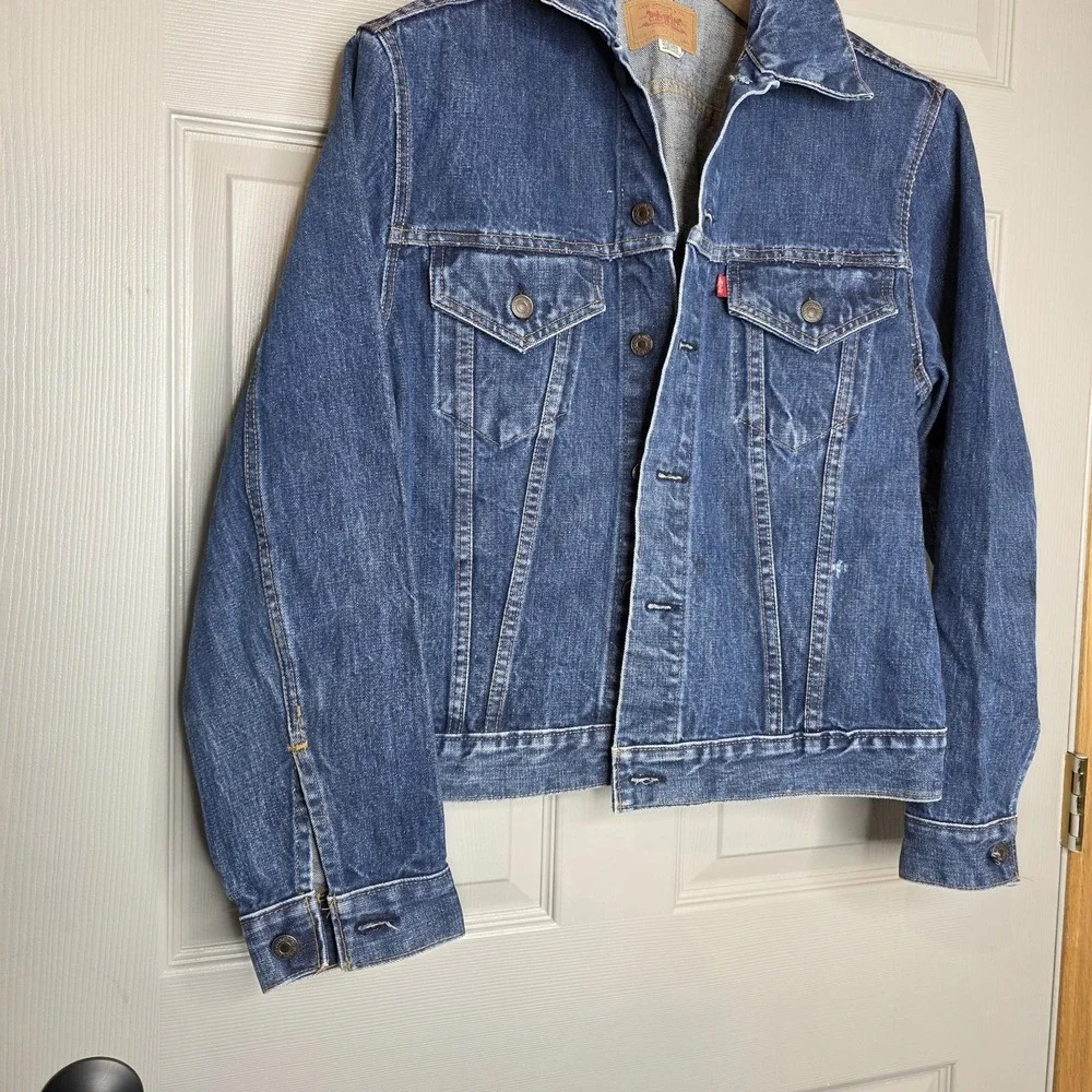 Vintage Levi's Type 3 Medium Blue Denim Trucker Jacket 70505 0217 USA Size 44 - Picture 3 of 11